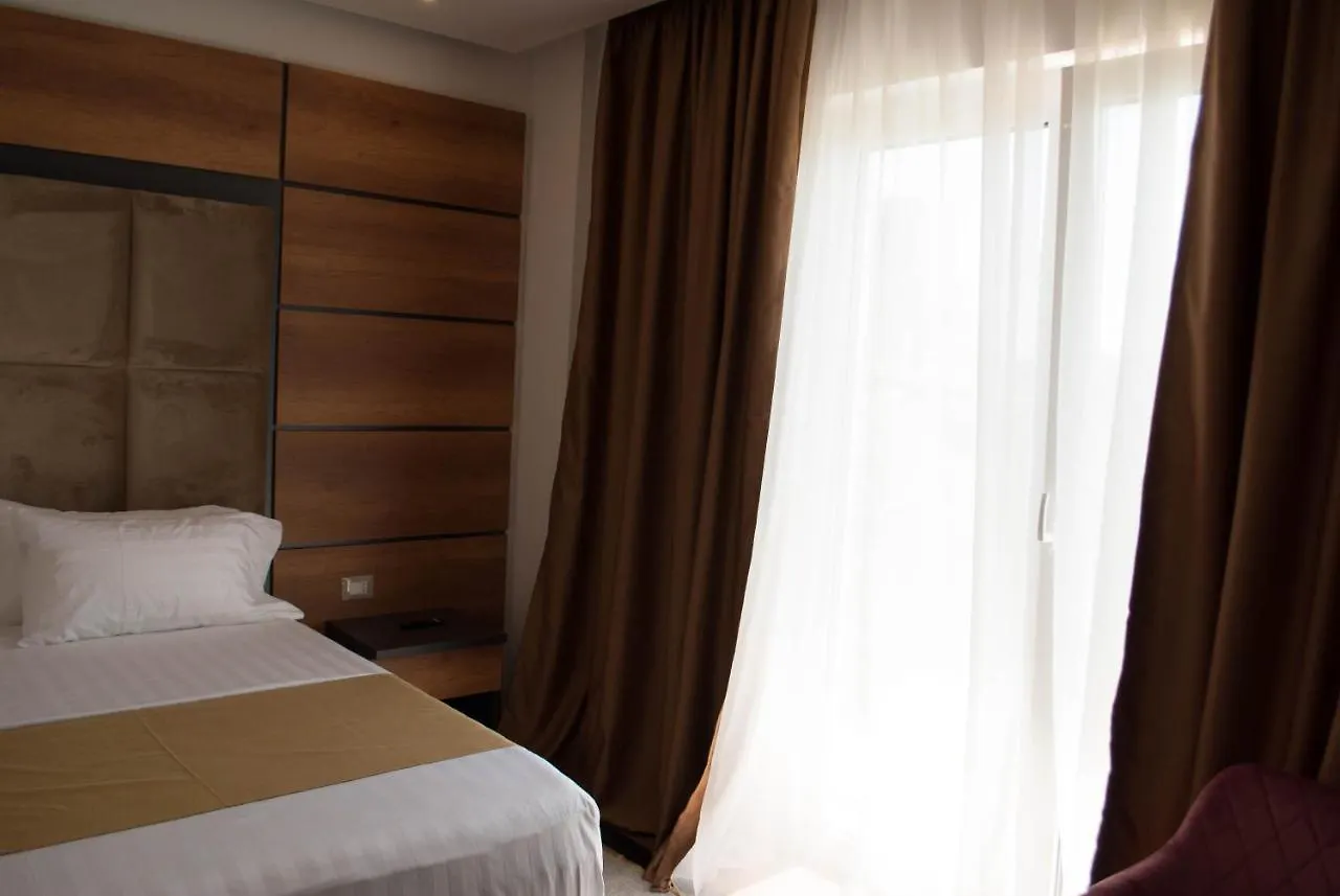 Hilal Palace - Halal Golem  Hotell